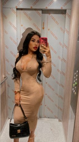 Instantánea Keyla Nayar disponible Tiempo completo #13